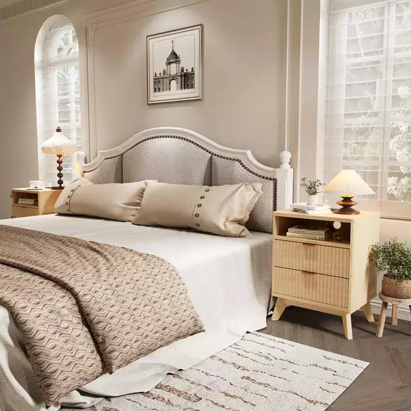 Comodino scanalato moderno GustoWave, tavolino in legno, tavolino con 2 cassetti + ripiano aperto, comodino per camera da letto, soggiorno
