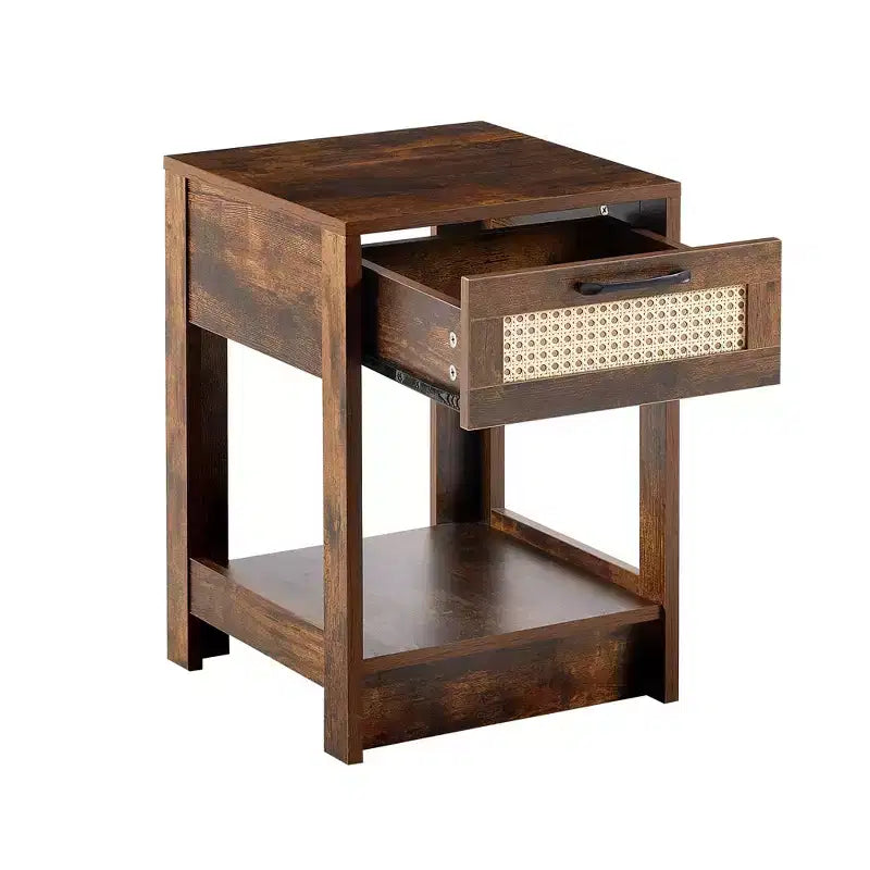 Comodino rustico in rattan con cassetto e ripiano aperto, tavolino da notte per camera da letto