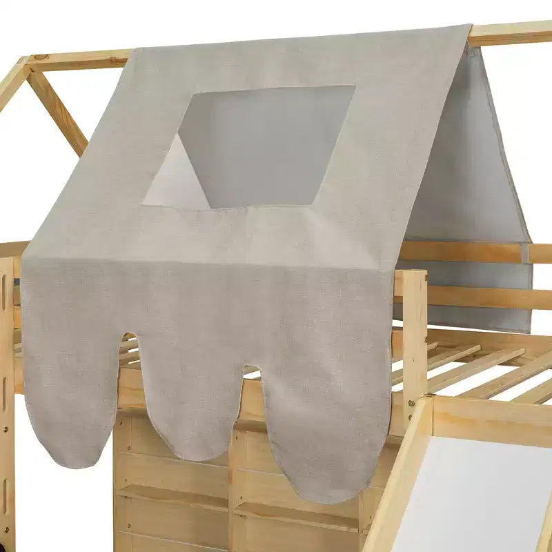 Letto a soppalco basso per bambini con scivolo e ripiani, struttura in legno a forma di casetta con tenda e scale