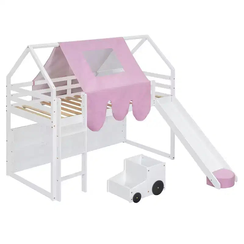 Letto a soppalco basso per bambini con scivolo e ripiani, struttura in legno a forma di casetta con tenda e scale