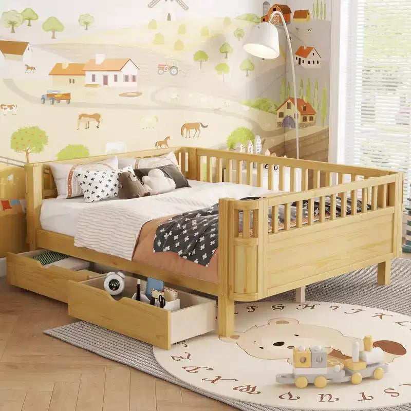 Letto a piattaforma in legno full-size per bambini, struttura letto a basso profilo con sponde di sicurezza per bambine e bambini, naturale